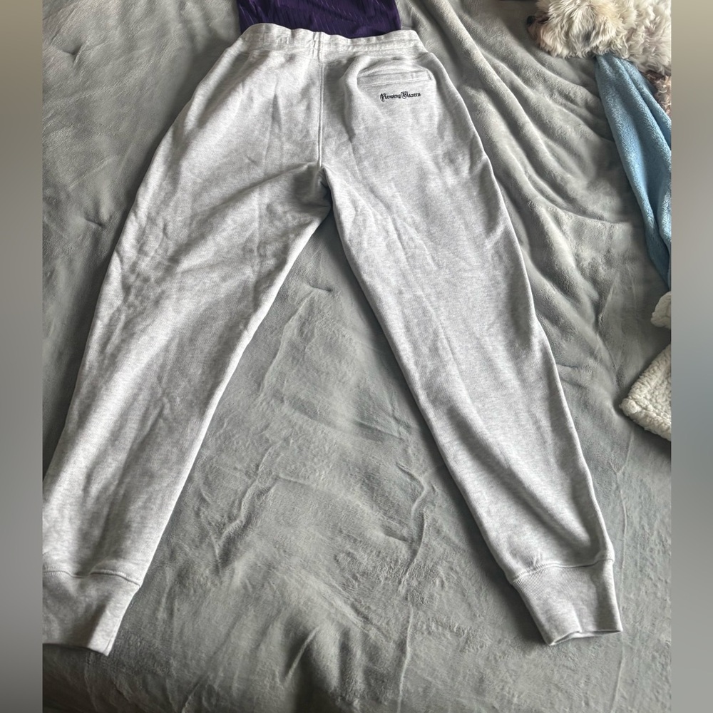 Rowing Blazers X NBA Lakers Sweatpants Size Small NWOT - Picture 7 of 11